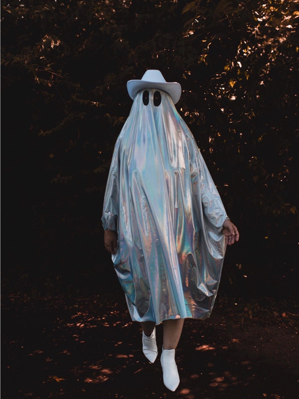 Adult Holographic Ghost Costume with Pink Hat - Unbranded
